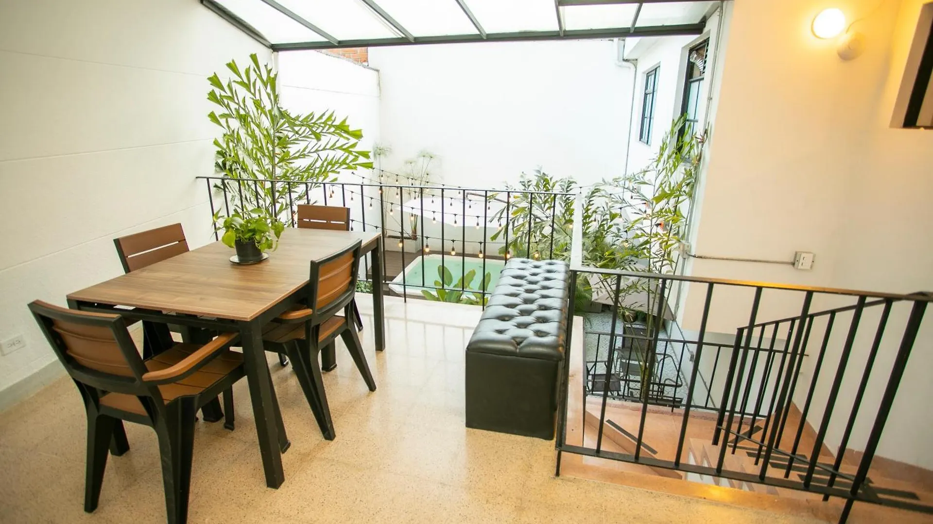 Сasa de vacaciones Lorel Spring Luxury Stay Cozy And Relaxing 5Br-Ac-Wifi-Jacuzzi-Ac-Laundry Medellín