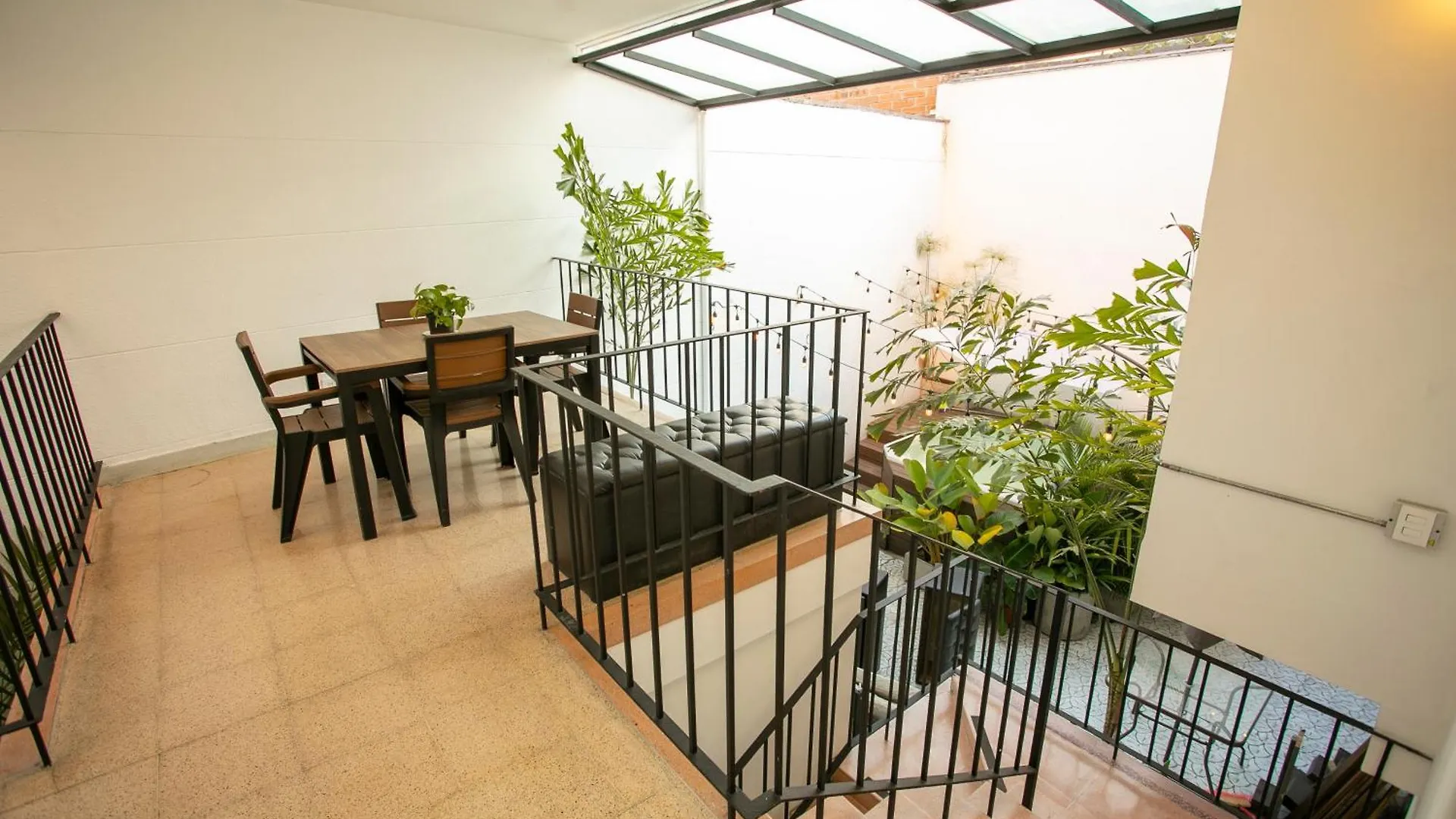 Lorel Spring Luxury Stay Cozy And Relaxing 5Br-Ac-Wifi-Jacuzzi-Ac-Laundry Medellín