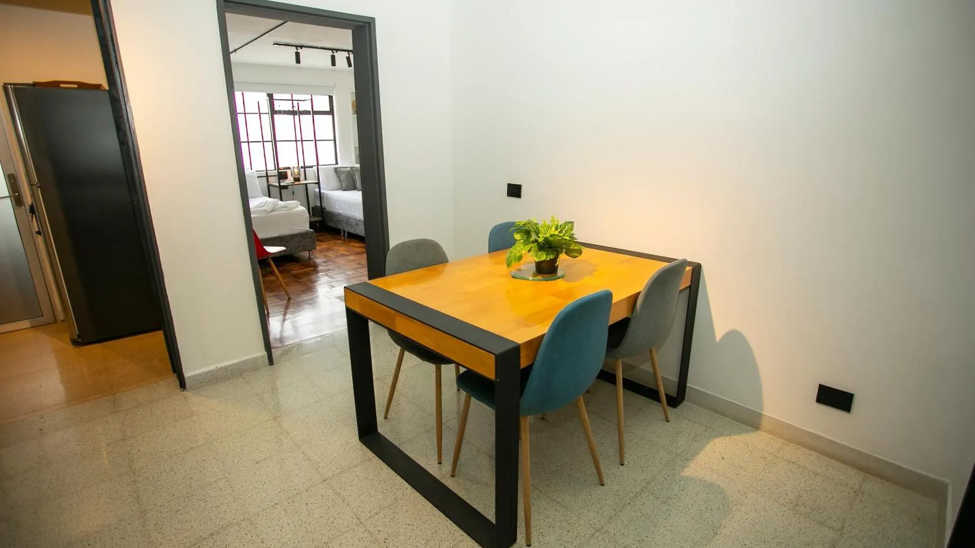 Сasa de vacaciones Lorel Spring Luxury Stay Cozy And Relaxing 5Br-Ac-Wifi-Jacuzzi-Ac-Laundry Medellín