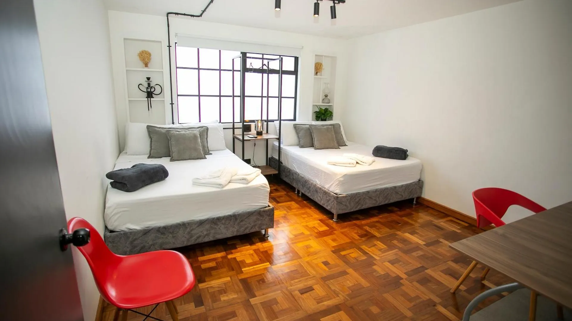Lorel Spring Luxury Stay Cozy And Relaxing 5Br-Ac-Wifi-Jacuzzi-Ac-Laundry Medellín Сasa de vacaciones