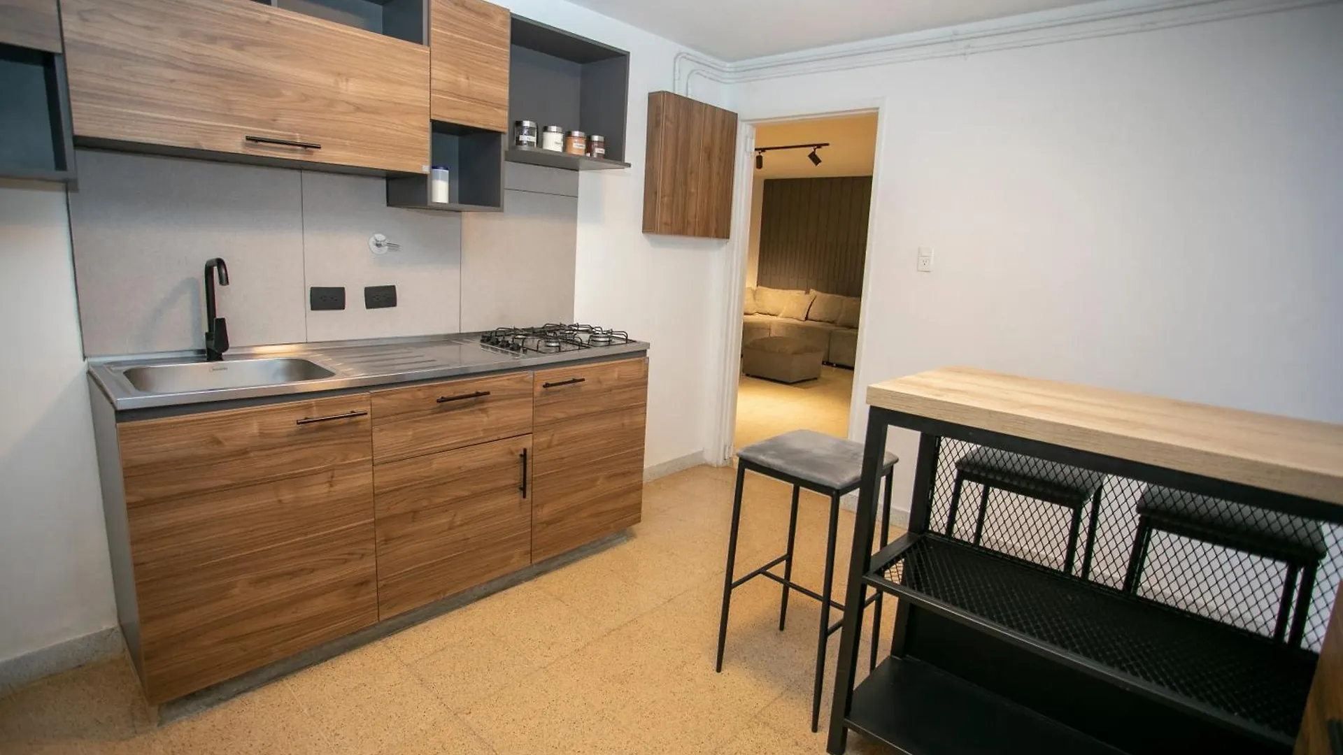 Lorel Spring Luxury Stay Cozy And Relaxing 5Br-Ac-Wifi-Jacuzzi-Ac-Laundry Medellín 0*,  Colombia
