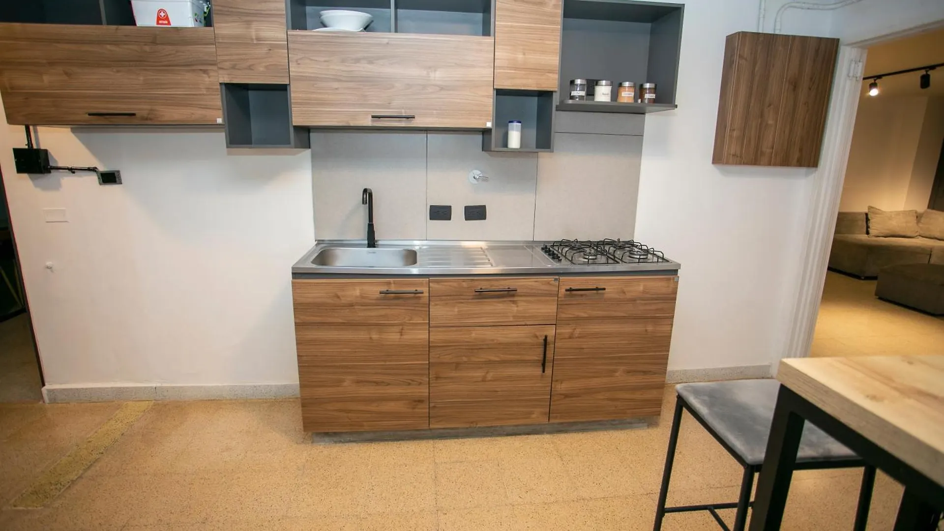 Lorel Spring Luxury Stay Cozy And Relaxing 5Br-Ac-Wifi-Jacuzzi-Ac-Laundry Medellín 0*,  Colombia